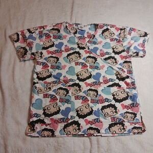 Betty Boop Heart Print Scrub Top